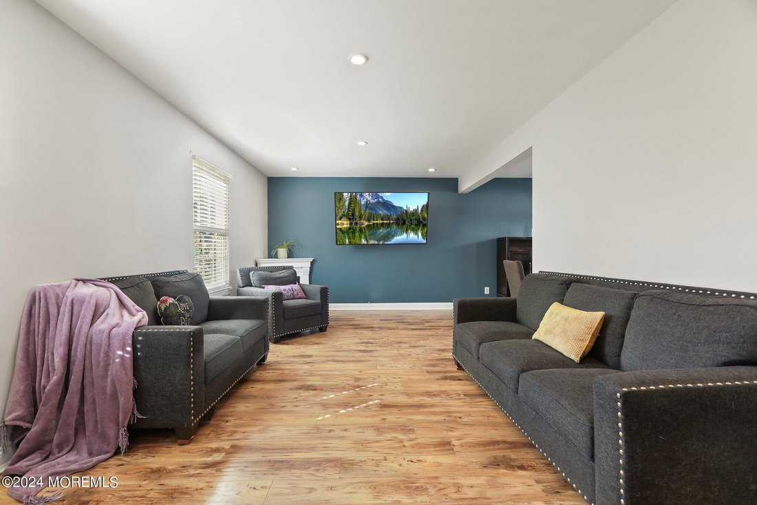 House in Howell Township, New Jersey, United States 5 - 15213922