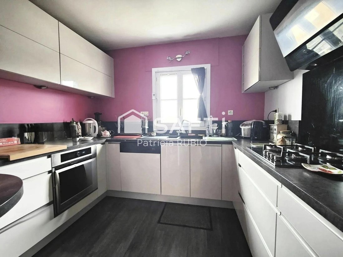 Apartment in Rueil-Malmaison, Île-de-France, France 2 - 15217438