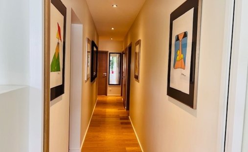 Vienne Department (86) 19th And 20th Century Chateau 345 Acres Of Land