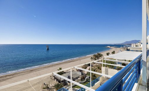Penthouse in Marbella, Andalusia, Spain 1