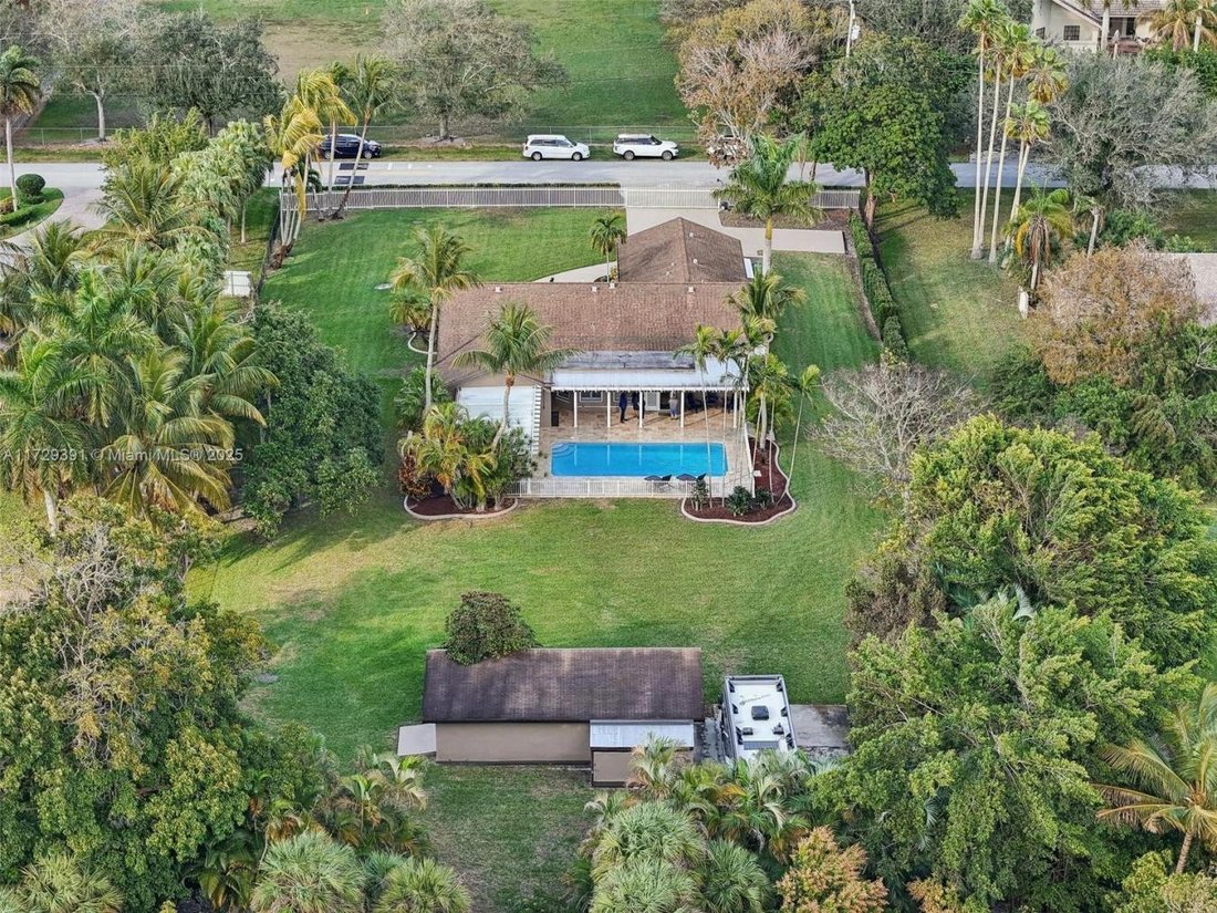 House in Davie, Florida, United States 1 - 15215848