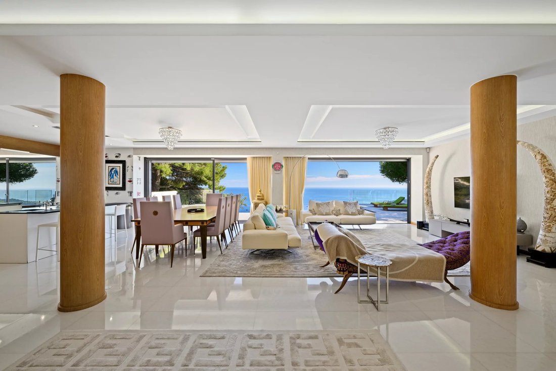 Villa in Villefranche-sur-Mer, Provence-Alpes-Côte d'Azur, France 2 - 15216644