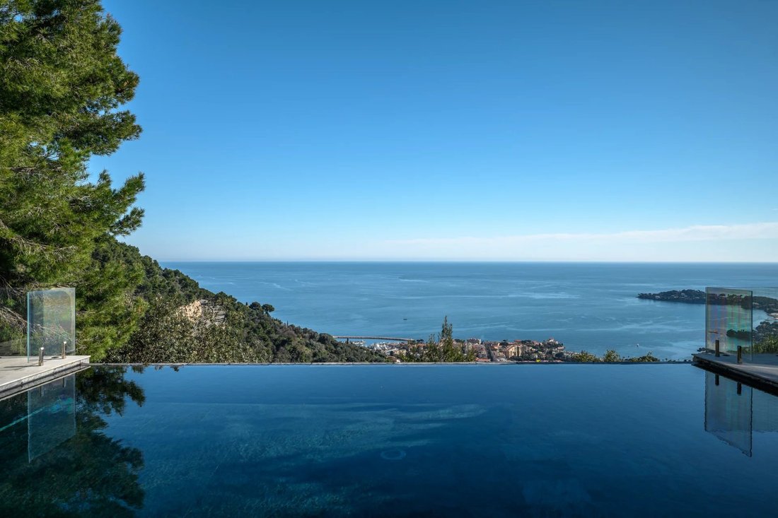 Villa in Villefranche-sur-Mer, Provence-Alpes-Côte d'Azur, France 4 - 15216644