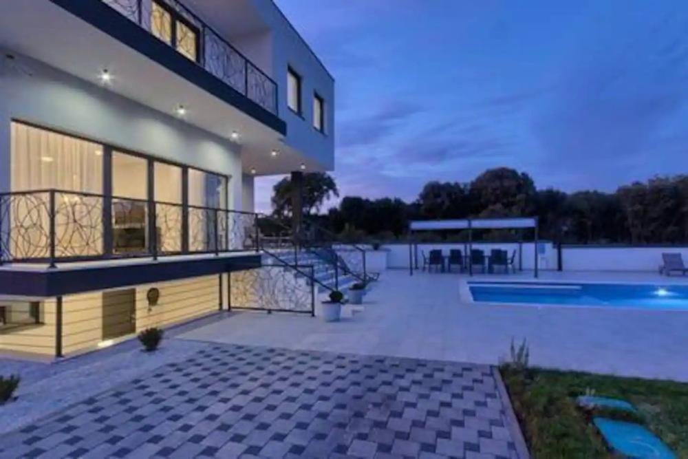 Villa in Grad Pula, Istria County, Croatia 3 - 14779357