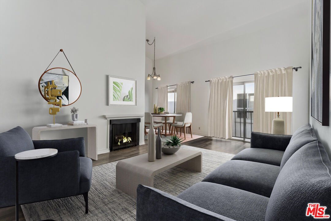 Curated visual reference: Penthouse Level Condos In West Los Angeles Reference: Condo West Hollywood In Los Angeles California United States For