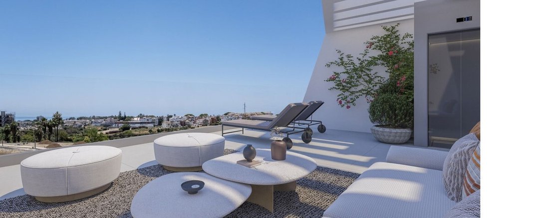 Villa in Estepona, Andalusia, Spain 1 - 15214599