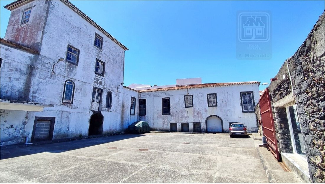 Domaine à Ponta Delgada (Sao Jose), Açores, Portugal 2 - 12856467