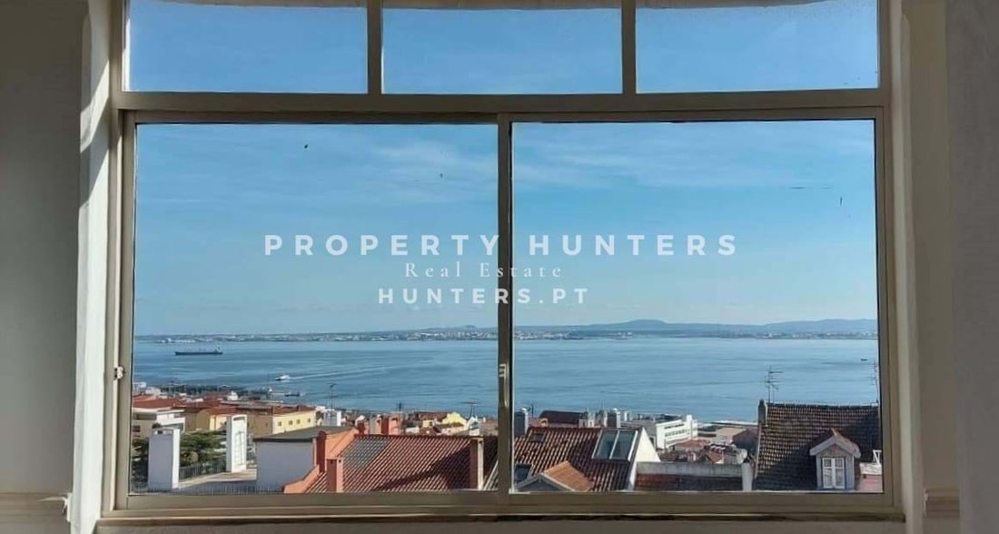 Apartment in Estrela, Lisbon, Portugal 1 - 15090283
