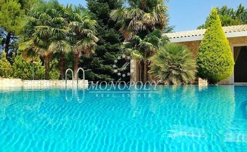 House in Oropos, Attica, Greece 1