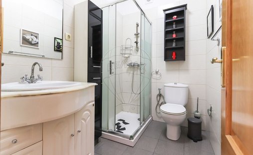 Wohnung in Alges, Linda-a-Velha und Cruz Quebrada-Dafundo, Lissabon, Portugal 1