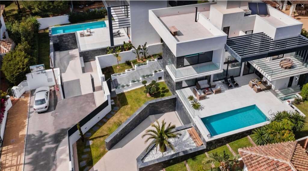 Villa in Elviria-Cabopino, Marbella, Spanien 1 - 15216654