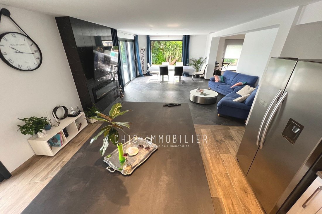 Villa in Saint-Cyprien, Occitania, France 3 - 12627086