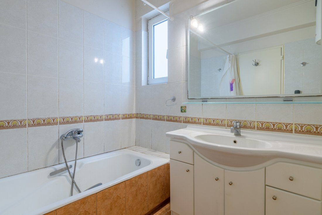 Apartment in North Athens, Attica, Greece 5 - 15216867