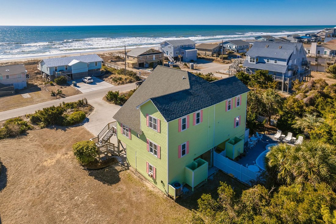 House in Emerald Isle, North Carolina, United States 2 - 15217084