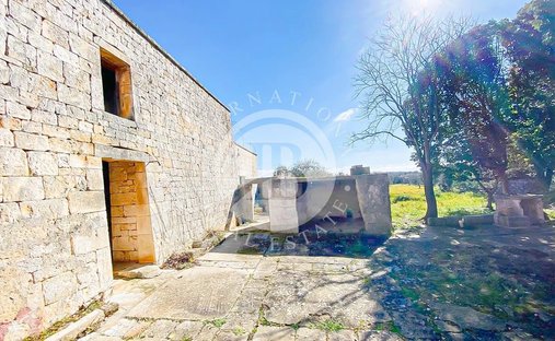 Villa a Cisternino, Puglia, Italia 1