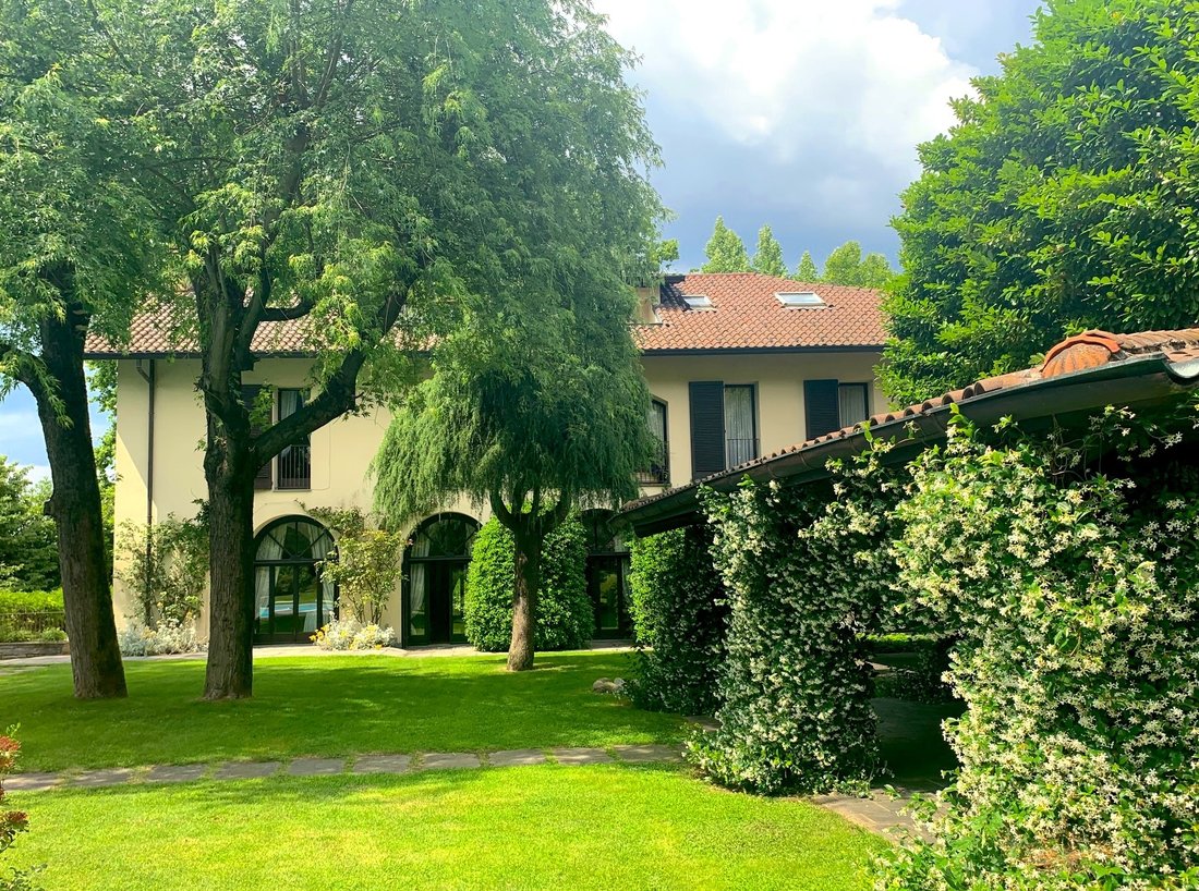 Villa in Castelletto sopra Ticino, Piedmont, Italy 1 - 15218084