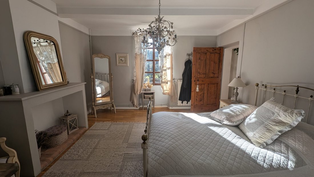 Country House in Le Cannet-des-Maures, Provence-Alpes-Côte d'Azur, France 4 - 15217927