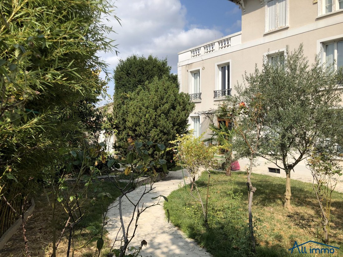 House in Ledru Rollin, Le Perreux-sur-Marne, France 2 - 15217877