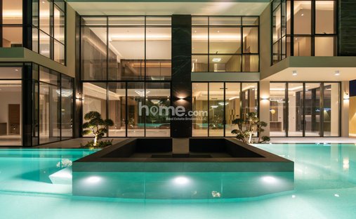 Villa in Dubai, Dubai, United Arab Emirates 1