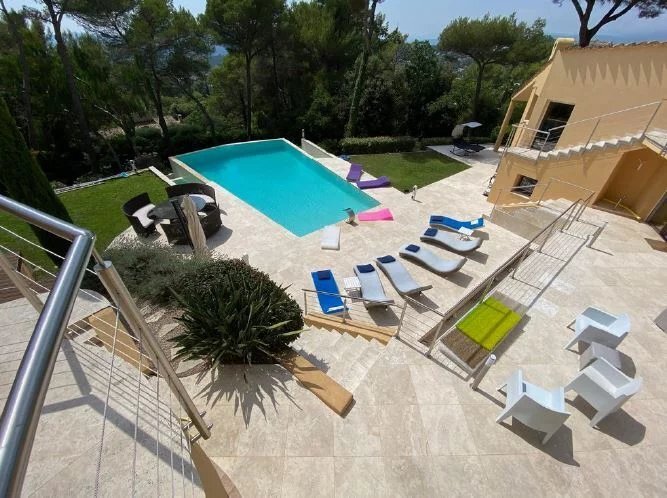 House in Mougins, Provence-Alpes-Côte d'Azur, France 1 - 15220633