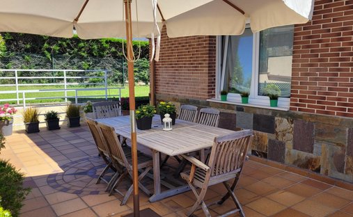 Castle for Sale in Castro-Urdiales, Cantabria, Spain