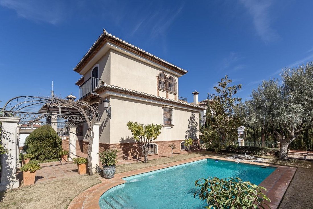 Villa in Ogijares, Andalusia, Spain 1 - 15220504