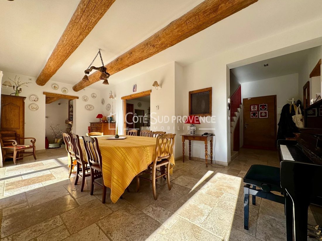 Villa in Venasque, Provence-Alpes-Côte d'Azur, France 3 - 15221865