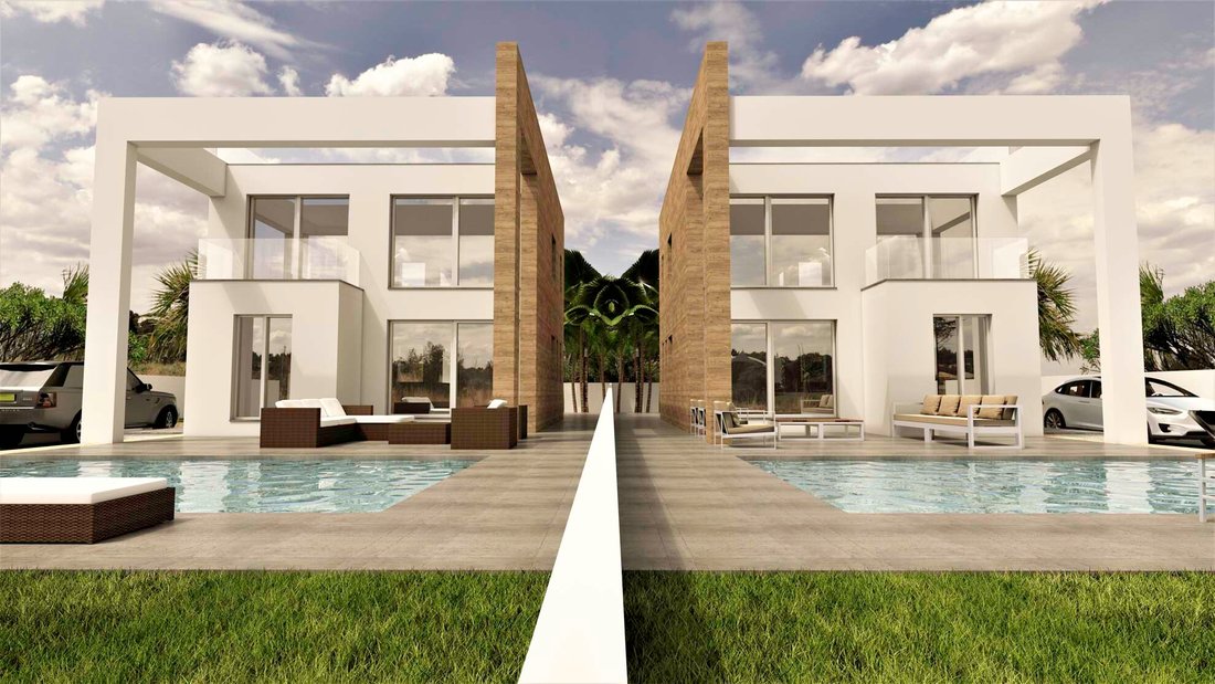 Villa in Torrevieja, Valencian Community, Spain 1 - 12417047