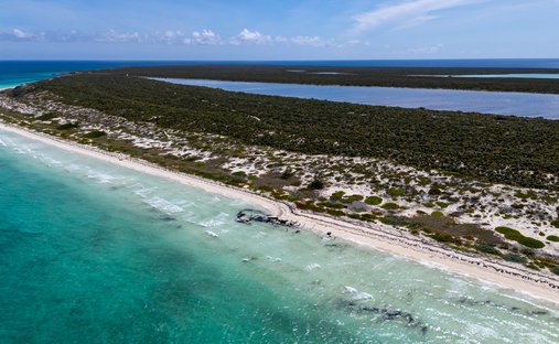 Terrain à Yankee Town, Caicos Islands, Îles Turks et Caïques 1