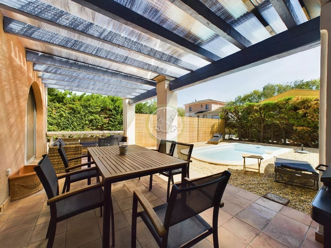 Villa in Frejus, Provence-Alpes-Côte d'Azur, France 2 - 15219083