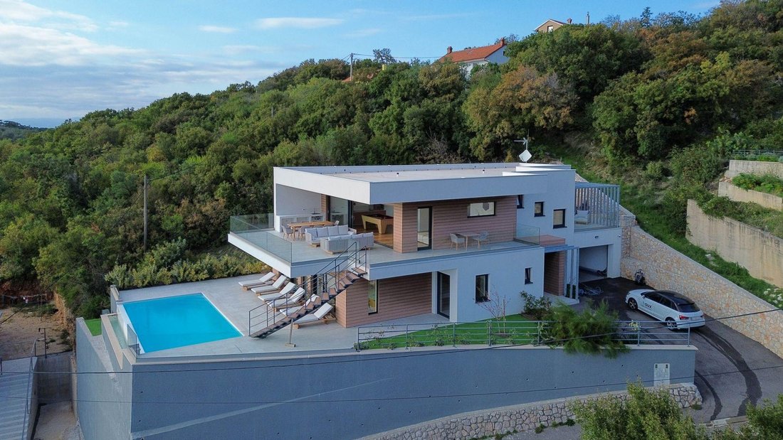 Villa in Grad Bakar, Primorje-Gorski Kotar County, Croatia 1 - 14848940