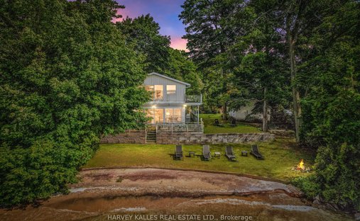 House in Innisfil, Ontario, Canada 1