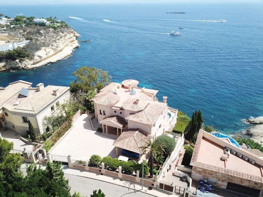 Villa in Sol de Mallorca, Calvia, Balearic Islands 1 - 15219228