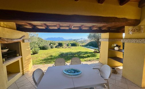 Villa en Figari/Golfo Aranci, Cerdeña, Italia 1