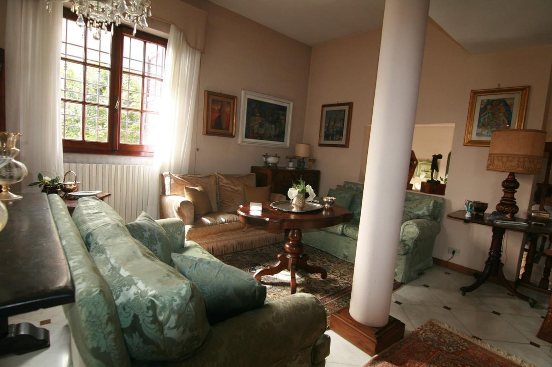 Villa in Marina di Carrara, Tuscany, Italy 4 - 15224024