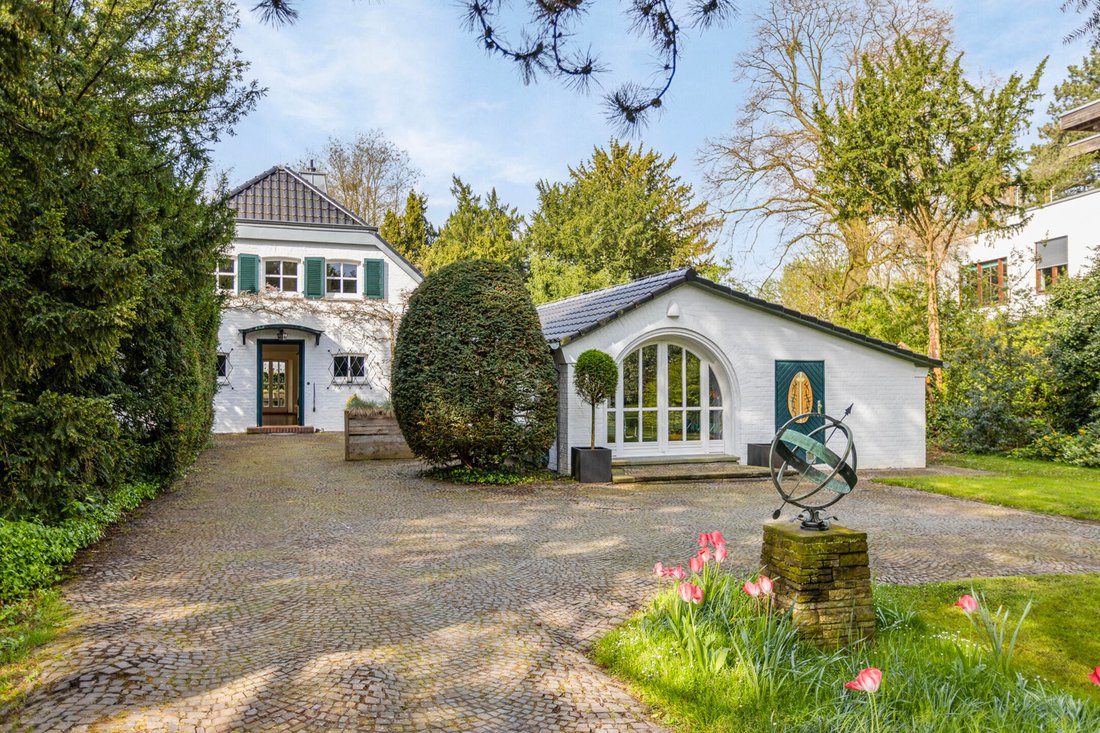 Maison à Düsseldorf, Rhénanie du Nord-Westphalie, Allemagne 2 - 15221631