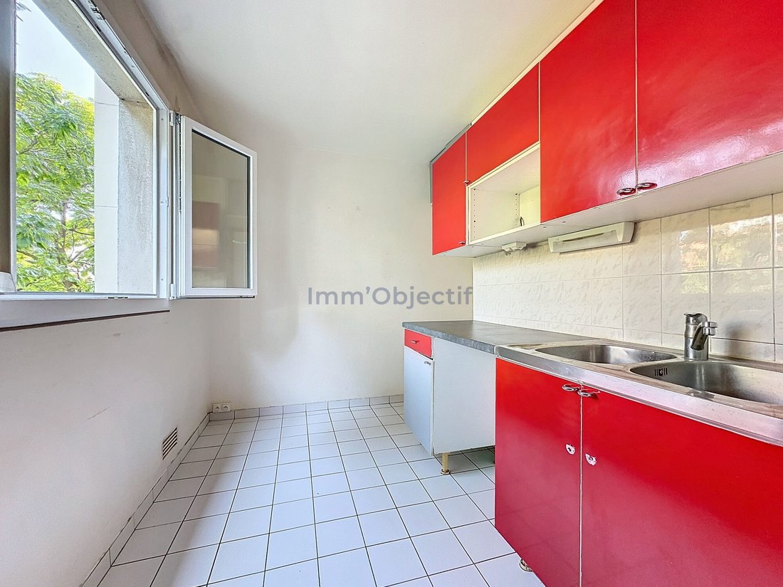 Paris Apartment In Paris, île De France, France For Sale (15222639)