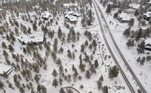 Land in Bend, Oregon, United States 1