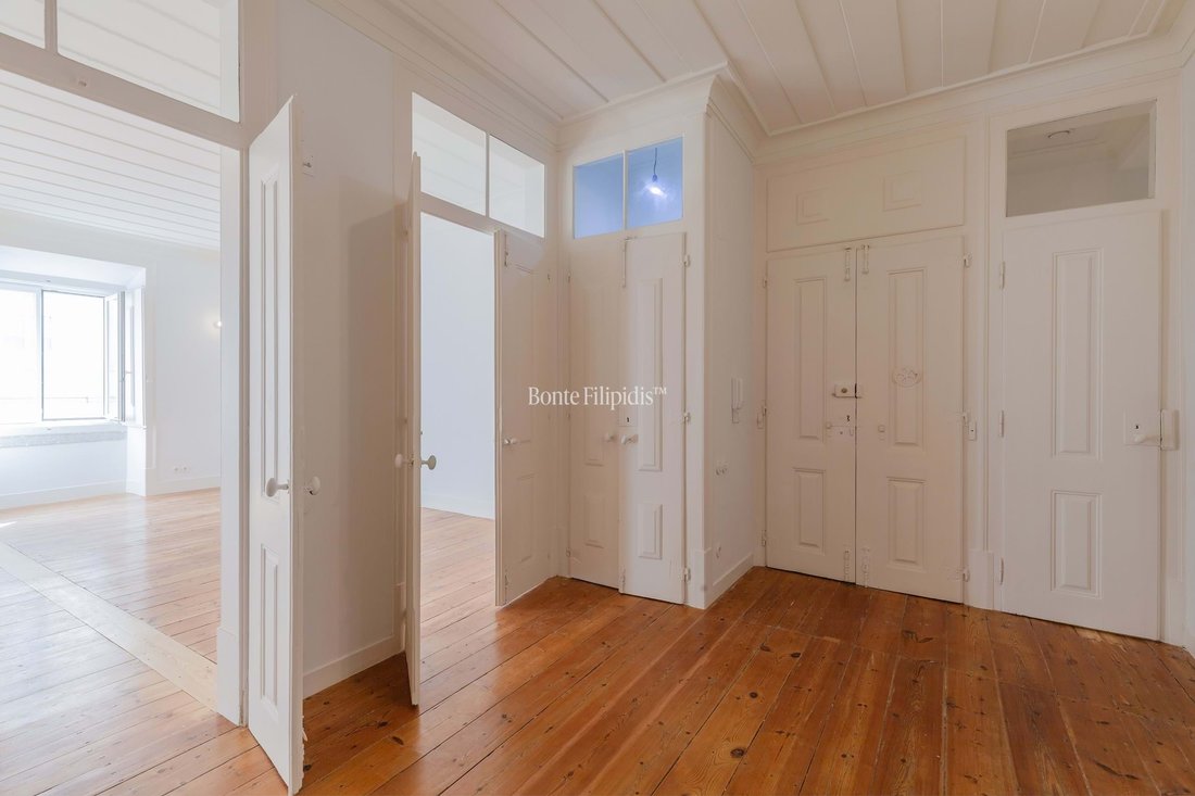 Apartment in Estrela, Lisbon, Portugal 4 - 15046425