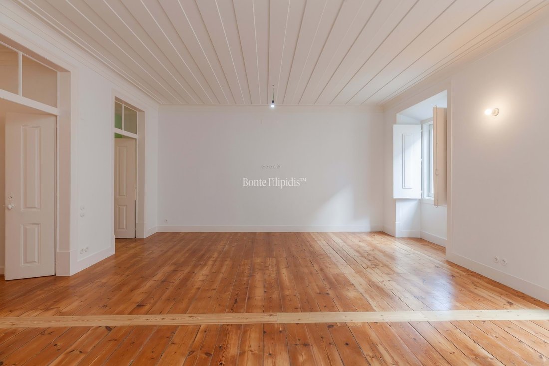 Apartment in Estrela, Lisbon, Portugal 3 - 15046425