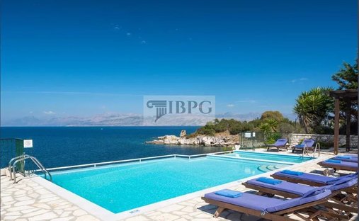 Villa in Korfu, Peloponnese, Western Greece and the Ionian, Griechenland 1