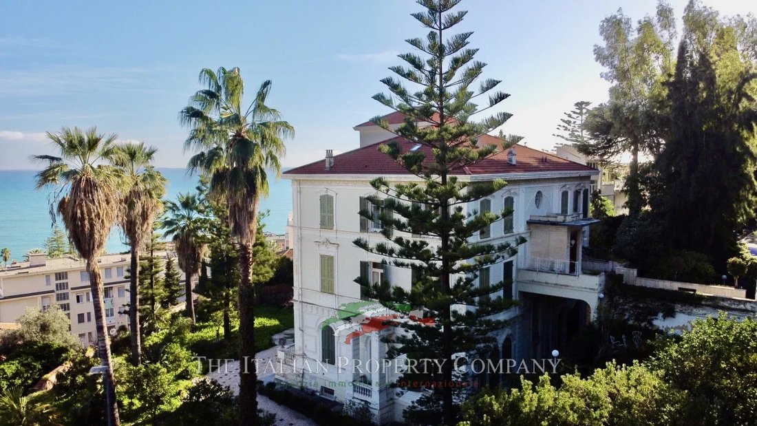 Villa in Corso degli Inglesi, Sanremo, Liguria 1 - 15219141