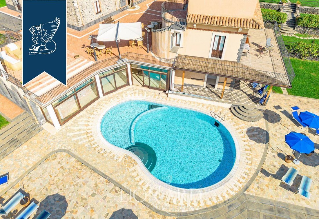 Villa in Roccella Valdemone, Sicily, Italy 5 - 13976552