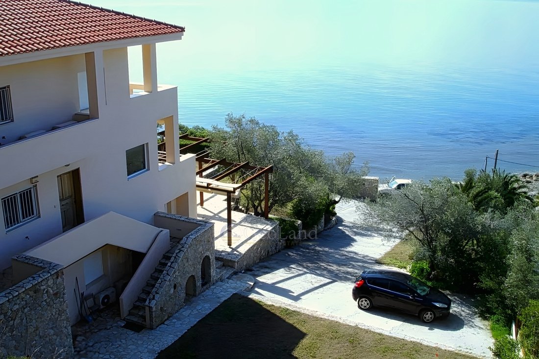 Villa in Community of Loutraki - Perachora, Loutraki - Perachora, Greece 2 - 15224552