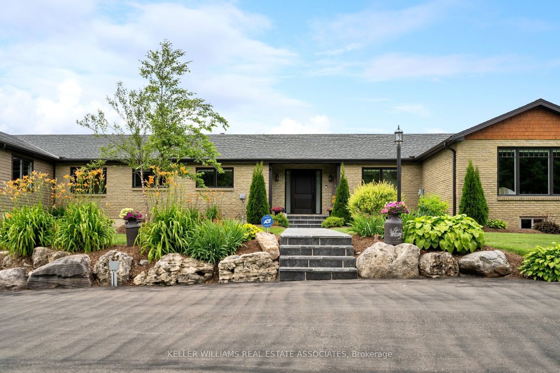 House in Hamilton, Ontario, Canada 4 - 15221252