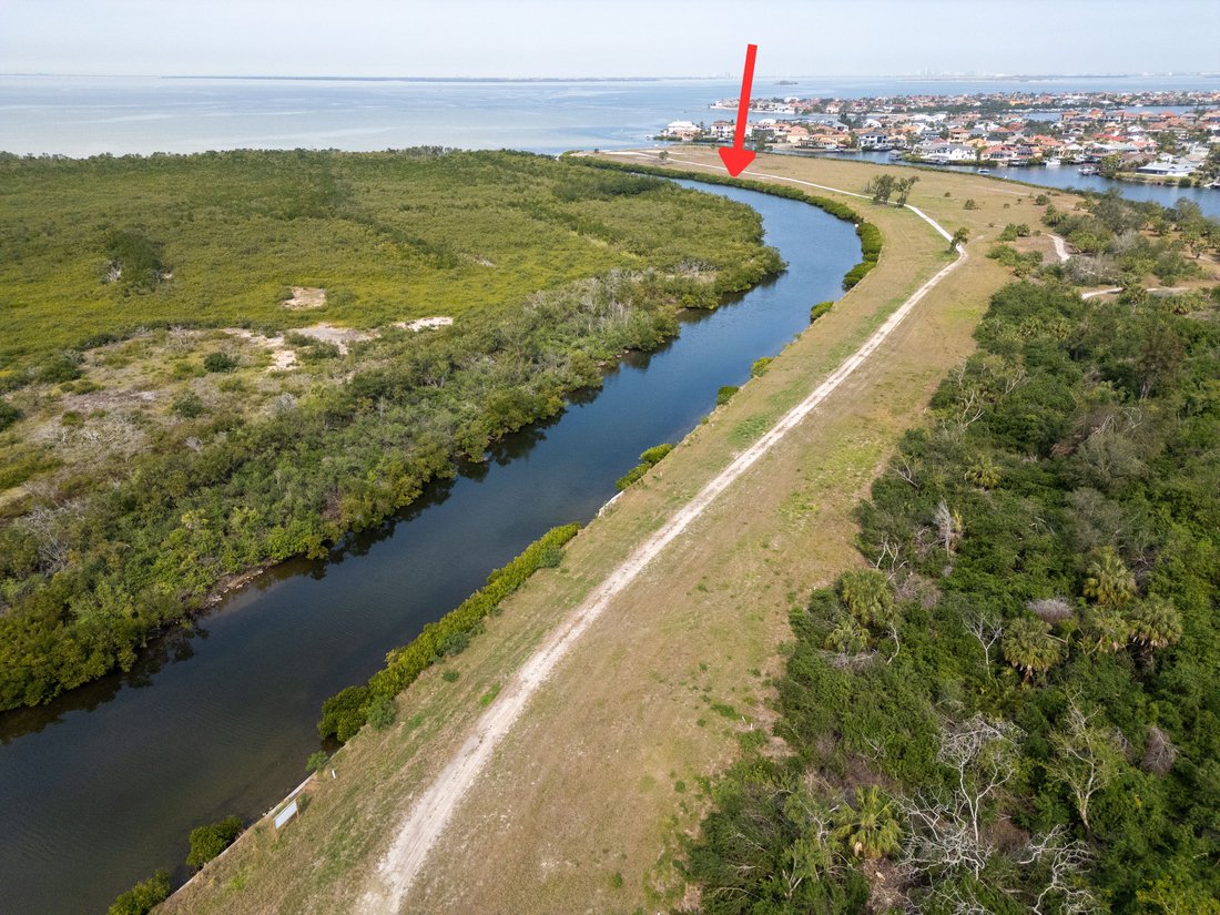 Land in Apollo Beach, Florida, United States 1 - 15218343