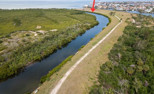 Land in Apollo Beach, Florida, United States 1
