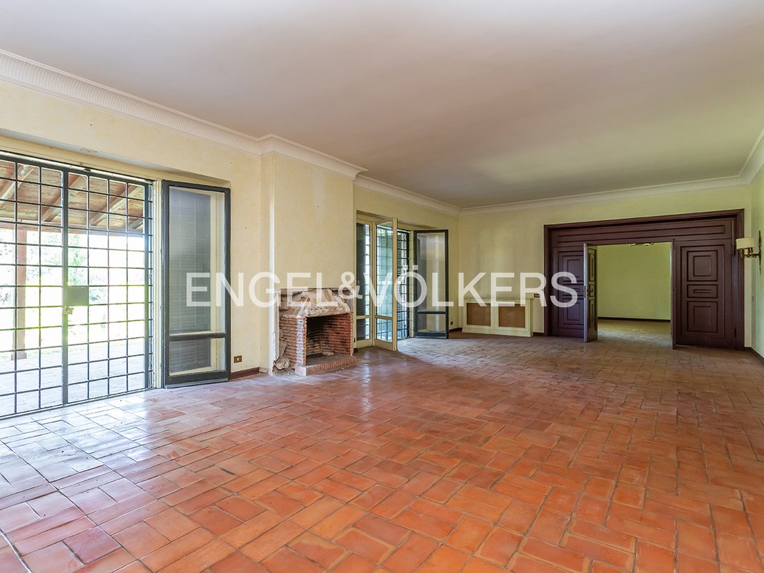 Villa in Tor Cervara, Rome, Italy 2 - 15069314