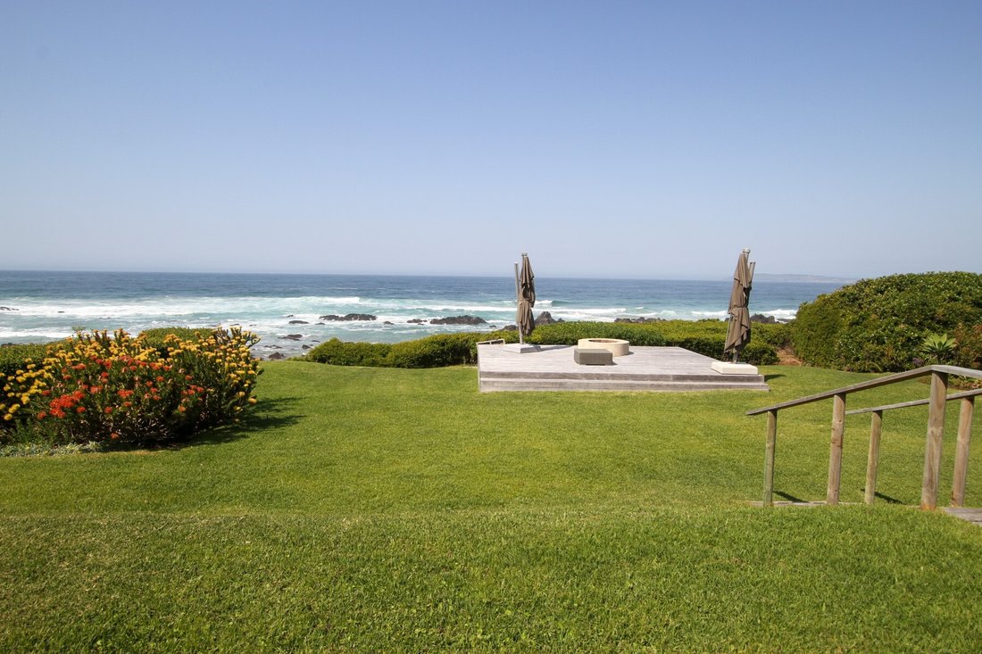 House in Plettenberg Bay, Western Cape, South Africa 1 - 15227769
