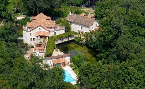 House in Ribérac, Nouvelle-Aquitaine, France 1